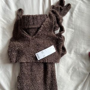 Cute chocolate brown set, both new I just had the tags for the shirt.